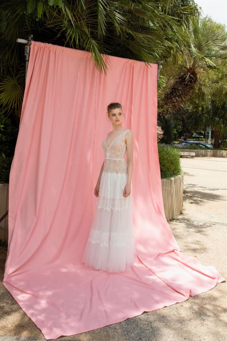 הקולקציה החדשה של נילי אבירם: שמלות כלה בלוק נטול מאמץ 2