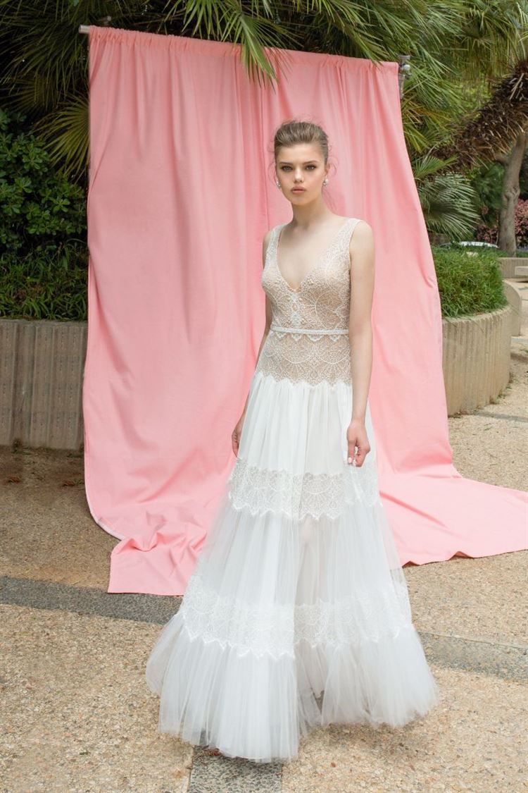 הקולקציה החדשה של נילי אבירם: שמלות כלה בלוק נטול מאמץ 15