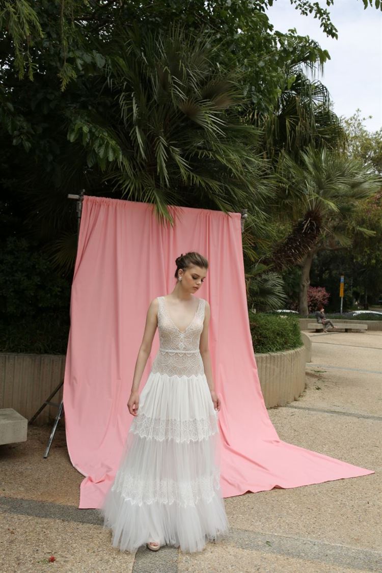 הקולקציה החדשה של נילי אבירם: שמלות כלה בלוק נטול מאמץ 16