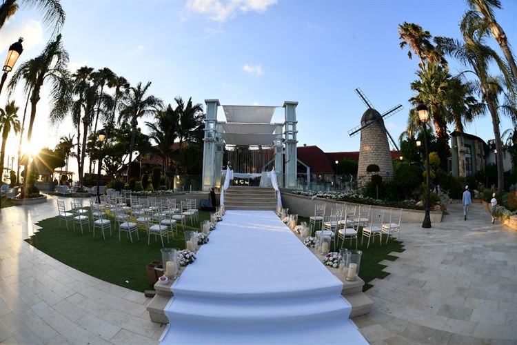 מלכת הלייקים של וואלה! מזל טוב התחתנה 11