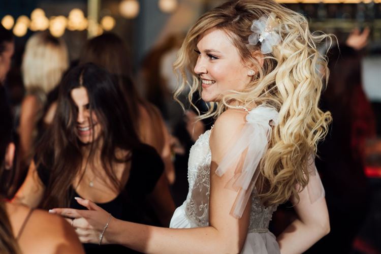 חגיגות בלתי פוסוקת, החתונה של דנה פריד וערן עטיה (צילום: WOW צלמים)