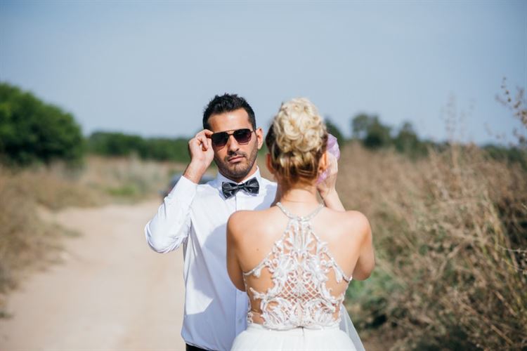 מי שמאחורי ומצדדי, החתונה של דנה פריד וערן עטיה (צילום: WOW צלמים)