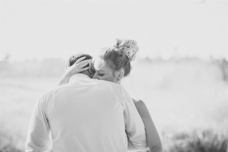 כובשים גם בשחור-לבן, החתונה של דנה פריד וערן עטיה (צילום: WOW צלמים)