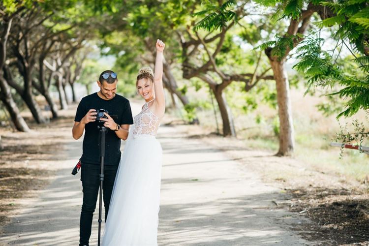 אחת אחרונה ויוצאים לדרך, החתונה של דנה פריד וערן עטיה (צילום: WOW צלמים)