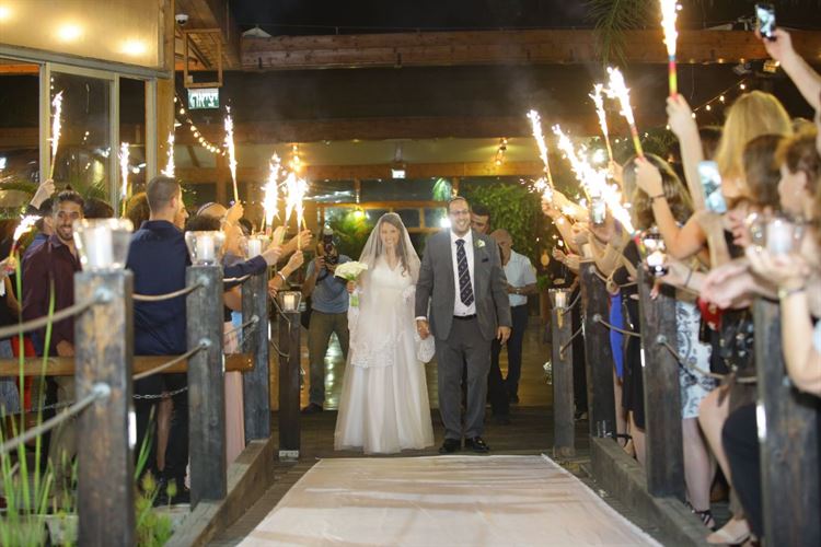 היכרות אונליין: משחק טאקי שהוביל לחתונה 23