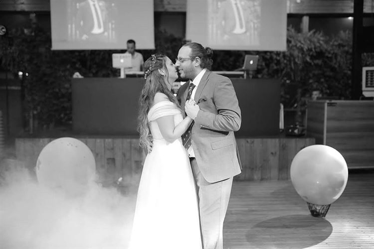 היכרות אונליין: משחק טאקי שהוביל לחתונה 26