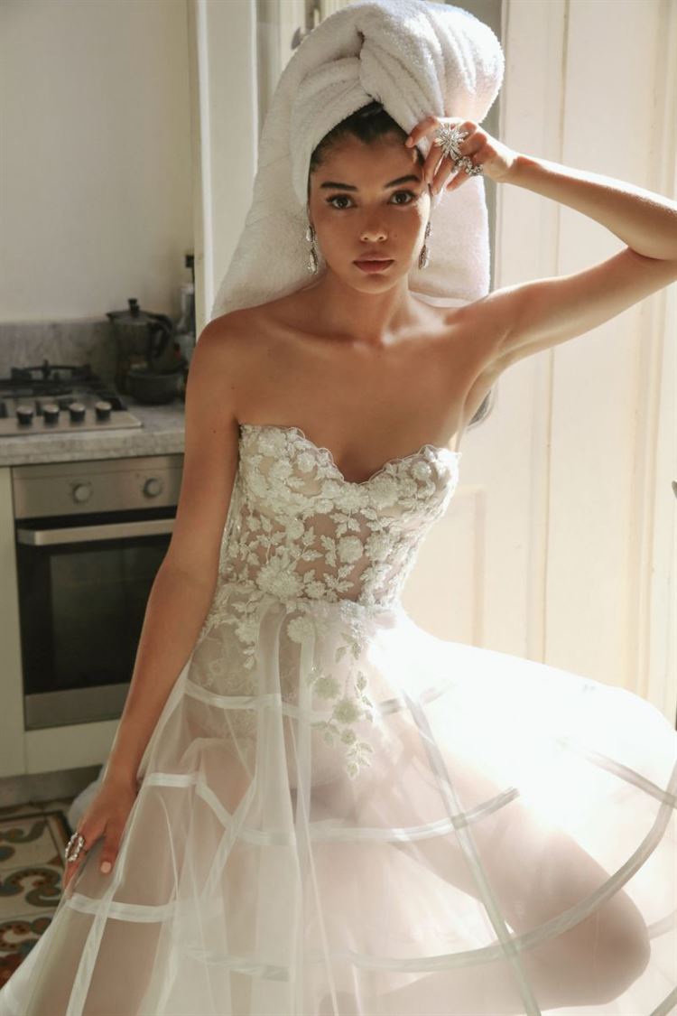 ניצוצות של סטייל: הקולקציה החדשה של טל מדינה 8