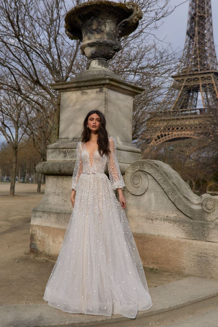 מפתיעה: ג'ולי וינו פותחת סטודיו חדש 11