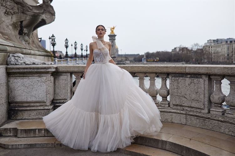 מפתיעה: ג'ולי וינו פותחת סטודיו חדש 18