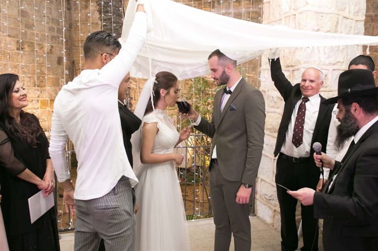 "הבועה שלנו התנפצה והחיים השתנו לגמרי" 24