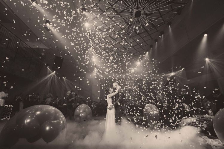 "הבועה שלנו התנפצה והחיים השתנו לגמרי" 28