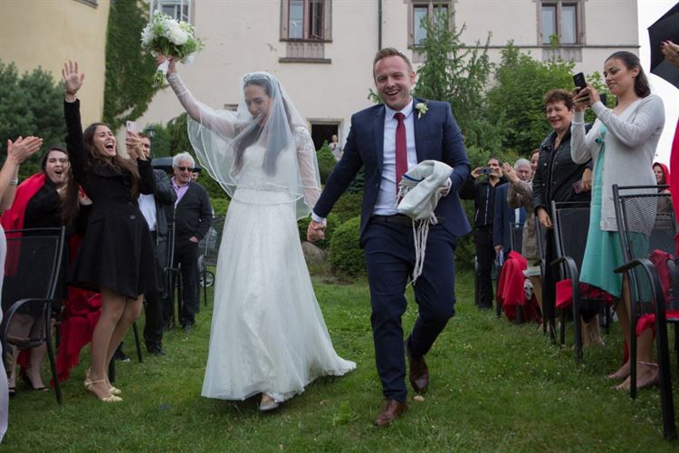 חלום של ילדת דיסני: חתונה בארמון בצ'כיה 10