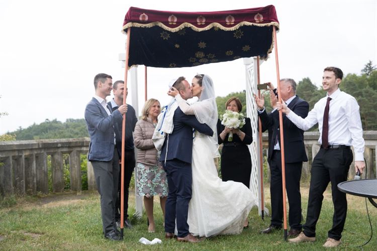 חלום של ילדת דיסני: חתונה בארמון בצ'כיה 12