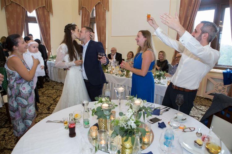 חלום של ילדת דיסני: חתונה בארמון בצ'כיה 18