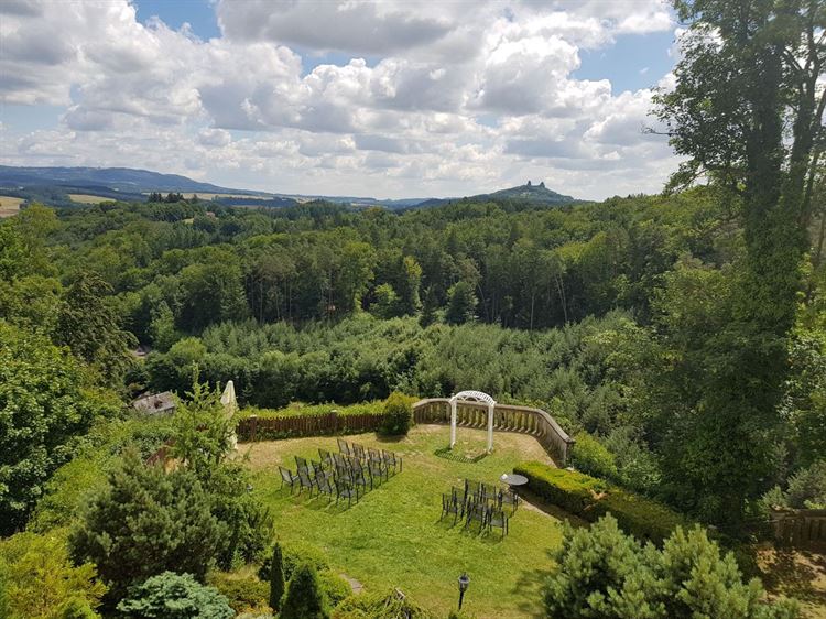 חלום של ילדת דיסני: חתונה בארמון בצ'כיה 21