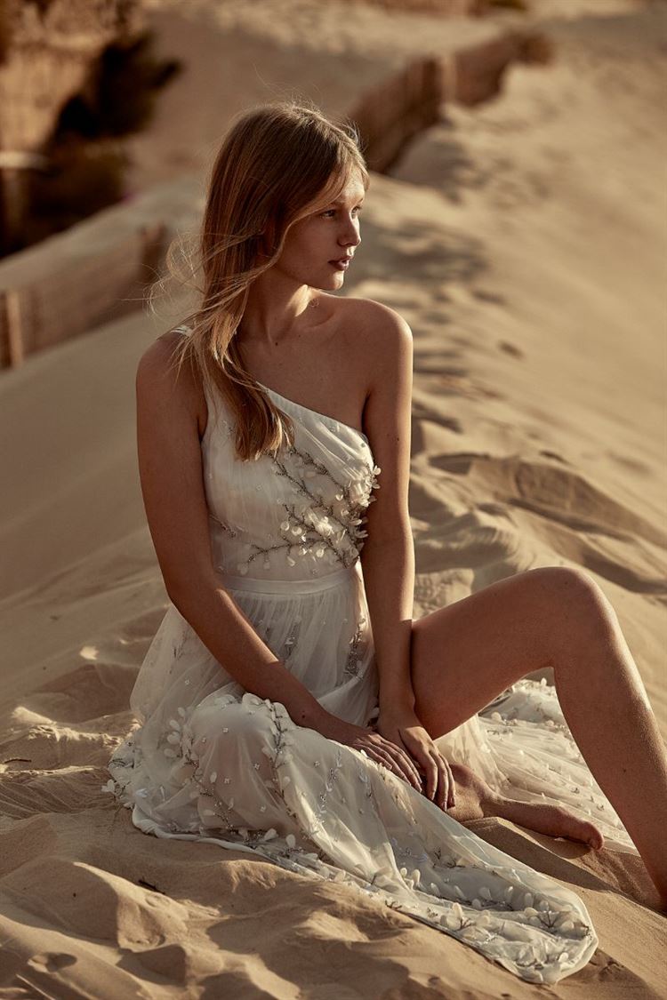 בהשראת הזריחה: הקולקציה החדשה של דנה הראל 11