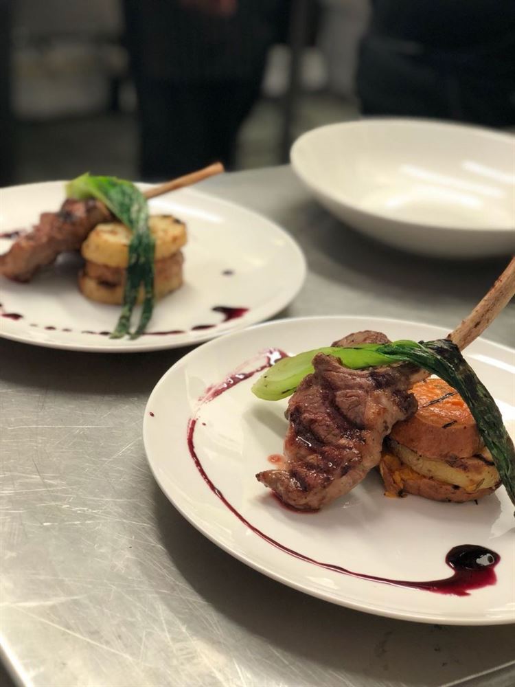 גדולה מהחיים: חגיגת בת המצווה של אלין גולן 8