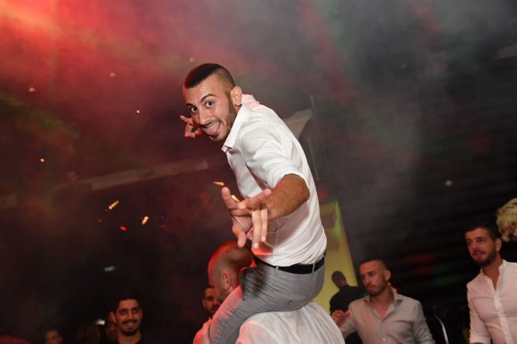 הקלף המנצח: לא תאמינו היכן בני הזוג האלו הכירו 18