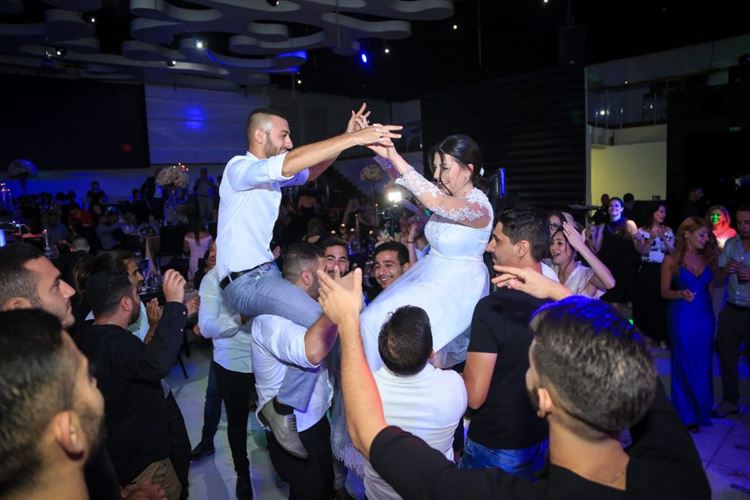 הקלף המנצח: לא תאמינו היכן בני הזוג האלו הכירו 22