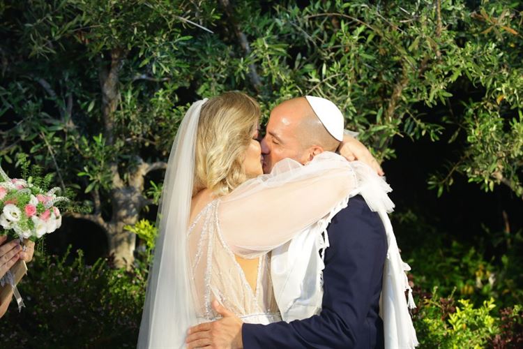 הדייט לא היה מוצלח, אז איך יצא מזה חתונה? 15