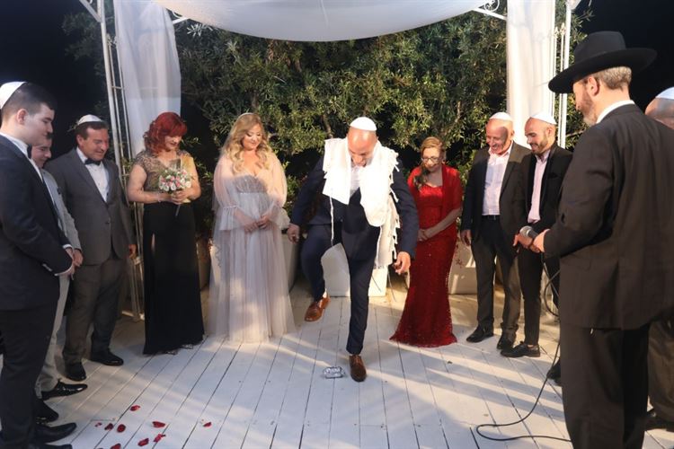 הדייט לא היה מוצלח, אז איך יצא מזה חתונה? 13