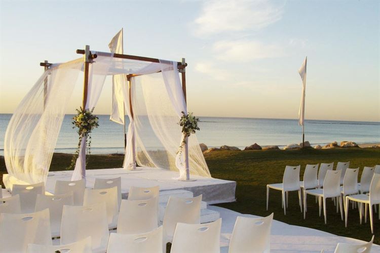 על הים: גני האירועים המדהימים שנוגעים בקו המים 11