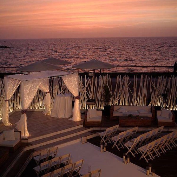 על הים: גני האירועים המדהימים שנוגעים בקו המים 16