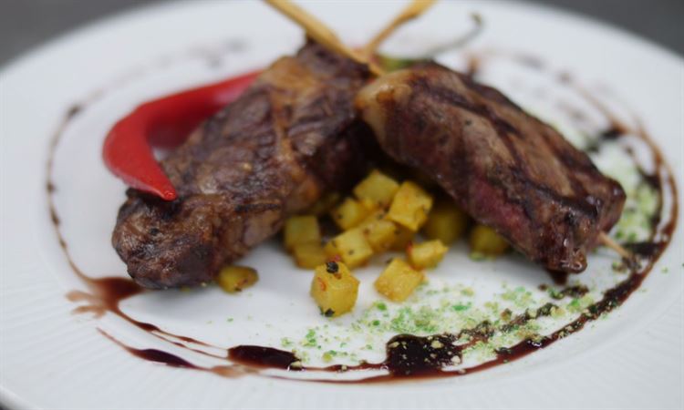 גם הפן הקולינרי של המקום לא נשאר מאחור (צילום: אריק קרמינסקי)