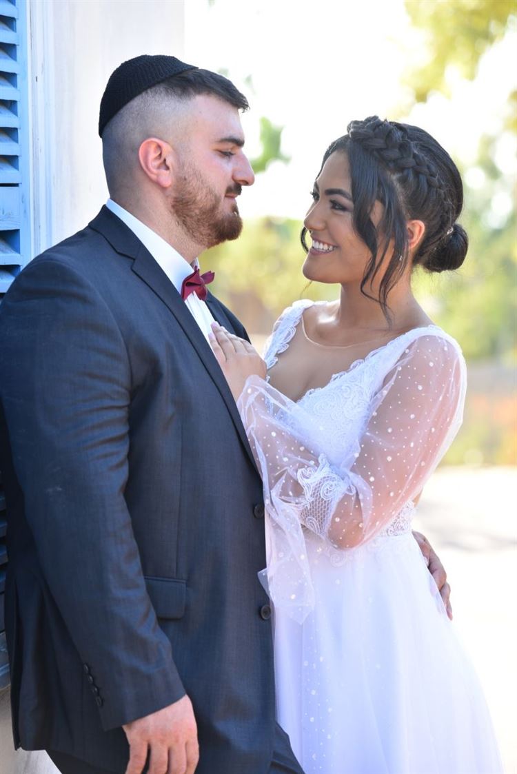 החתן והכלה שכל זוג שמתחתן צריך ללמוד מהם 3