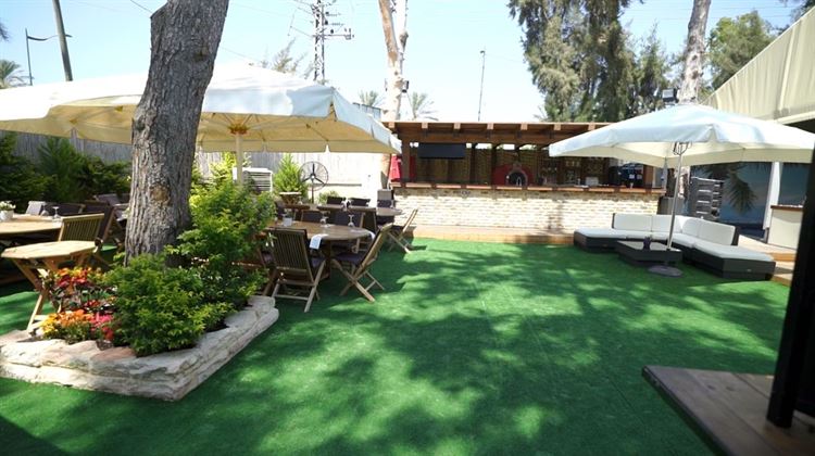 נעים להכיר: אירועים עסקיים בחצר האחורית 5