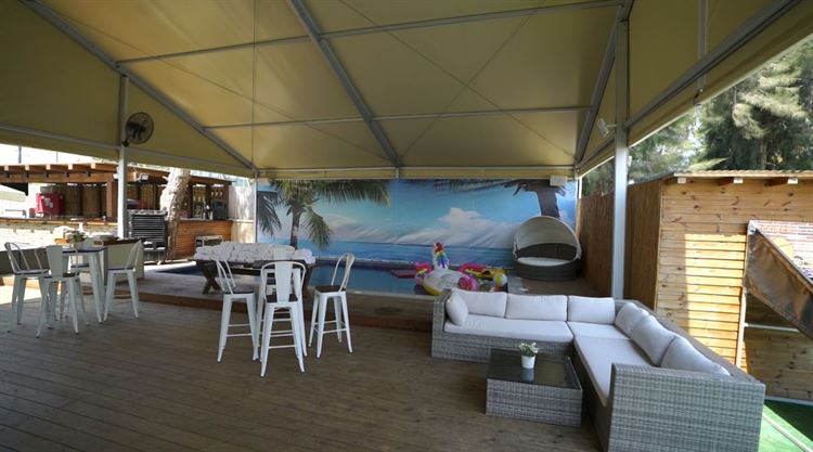 נעים להכיר: אירועים עסקיים בחצר האחורית 6