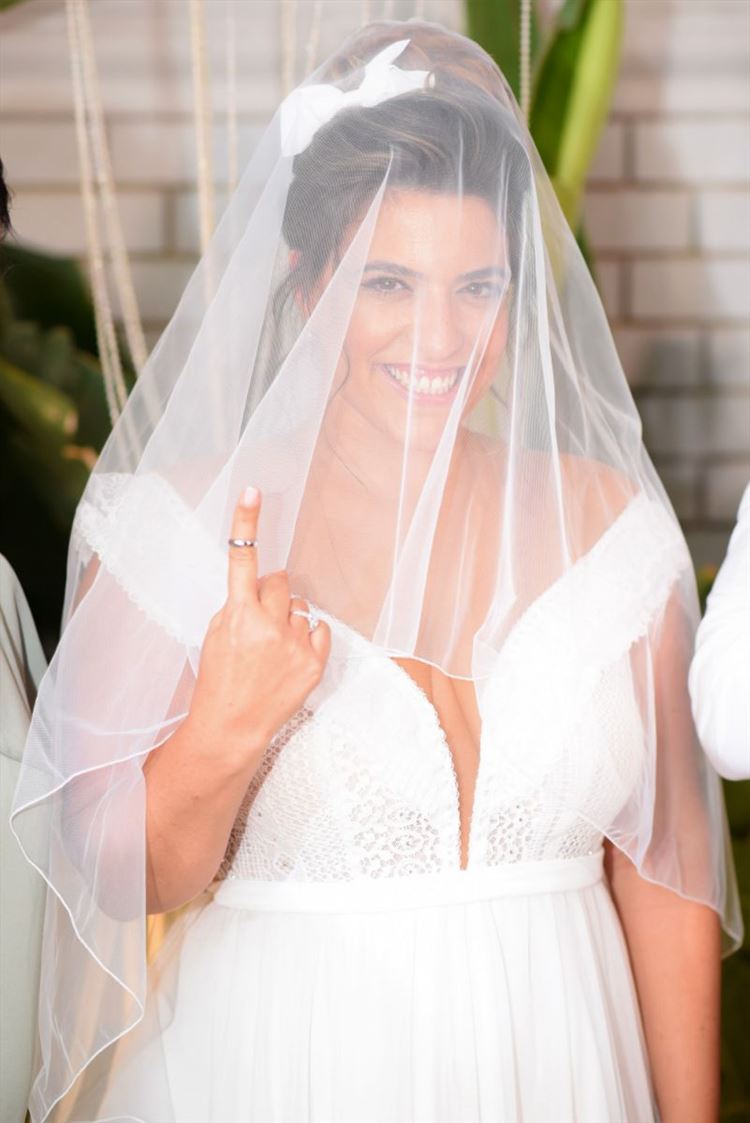 החתן שעצר טרמפ ומצא את אהבת חייו 15