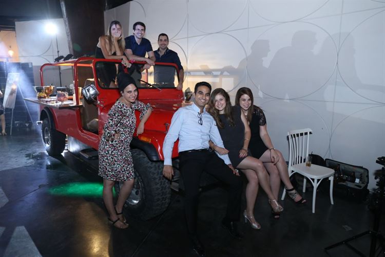 החברים הטובים שהגיעו להרים לחתן ולכלה, החתונה של מעיין צ'מסי ותומר חפץ (צילום: עידן כנפי) 