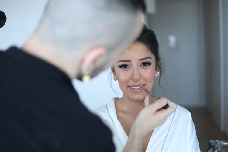 הפתעה: הכלה שלא מבינה רמזים 13