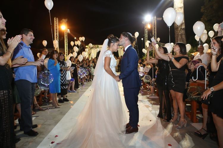 הפתעה: הכלה שלא מבינה רמזים 22