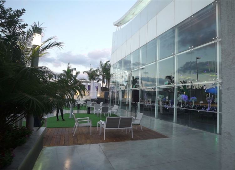 צפו: החידושים המרעננים באולם האירועים אלגריה 12