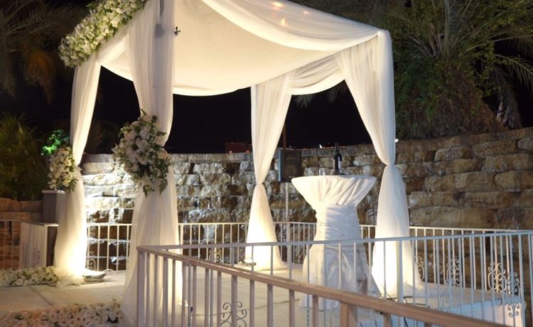 צפו: החידושים המרעננים באולם האירועים אלגריה 15