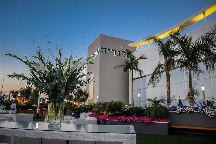 צפו: החידושים המרעננים באולם האירועים אלגריה 5