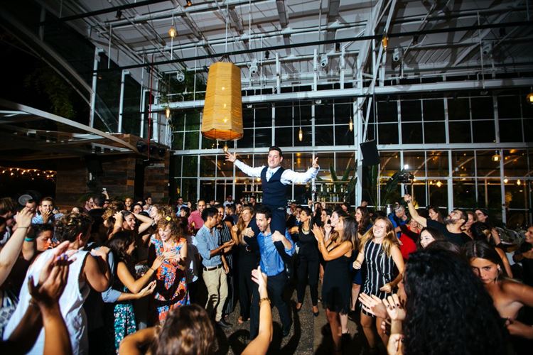 קשר מרחוק: הזוג שצלח 4 שנים בסקייפ 19