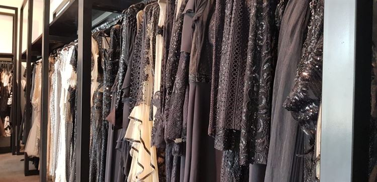 מה גרם לקסניה טרנטול ללבוש שמלת כלה? 24