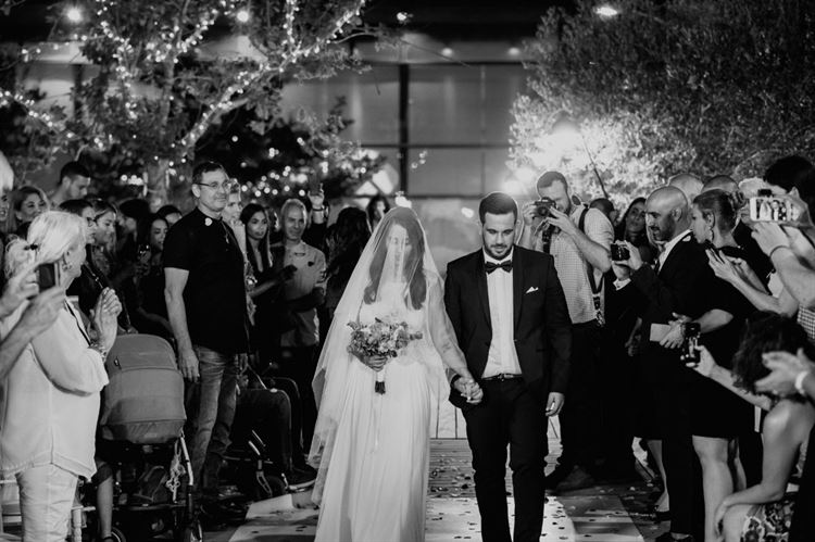 מעורר השראה: הזוג שהתחתן עם מסיכות אוריגמי 25