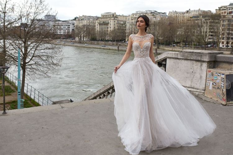 עוד רגע זה קורה: שבוע האופנה לכלות בניו יורק 15