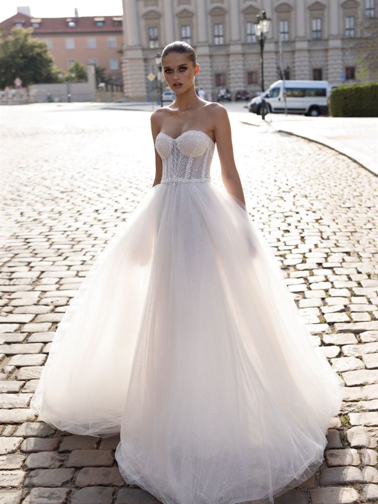 הלנה קולן מציגה: קטלוג כלות עם סטייטמנט 14