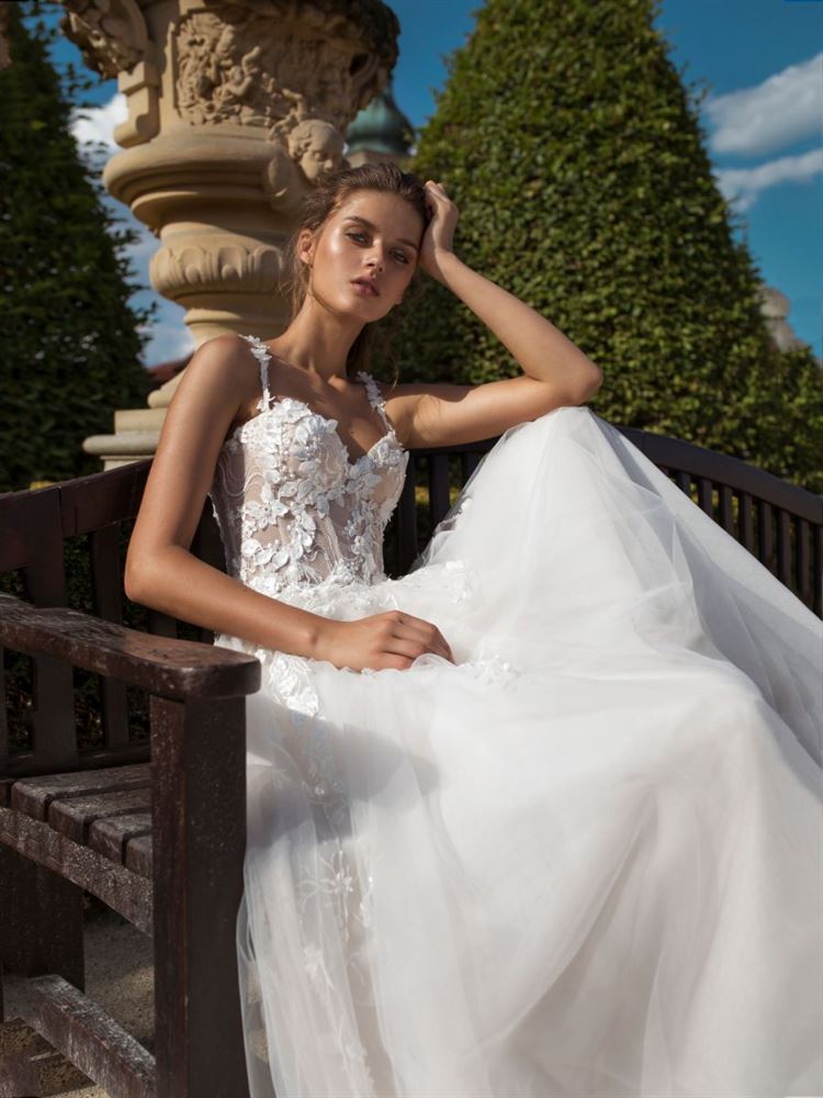 הלנה קולן מציגה: קטלוג כלות עם סטייטמנט 15