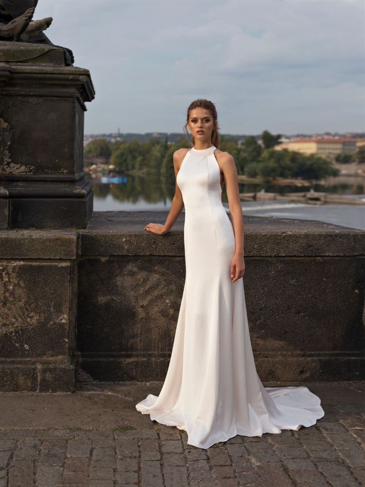 הלנה קולן מציגה: קטלוג כלות עם סטייטמנט 21