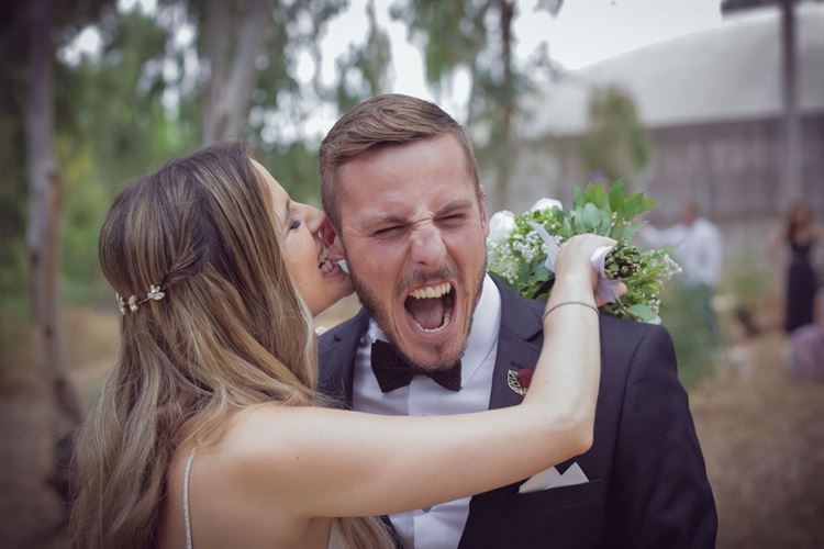 התחיל לא טוב: משפט פתיחה כושל שהוביל לחתונה 6