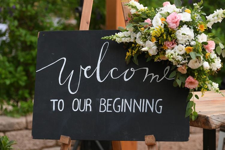 התחיל לא טוב: משפט פתיחה כושל שהוביל לחתונה 17