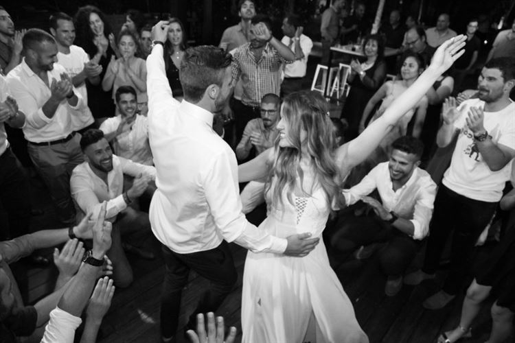 התחיל לא טוב: משפט פתיחה כושל שהוביל לחתונה 24