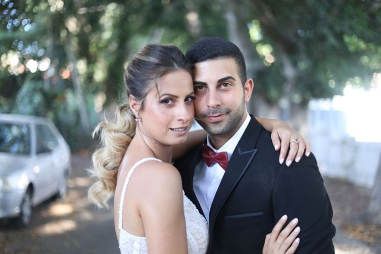 מתחת לאף: סיפור אהבה קרוב מתמיד 7