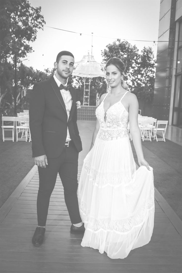 מתחת לאף: סיפור אהבה קרוב מתמיד 8